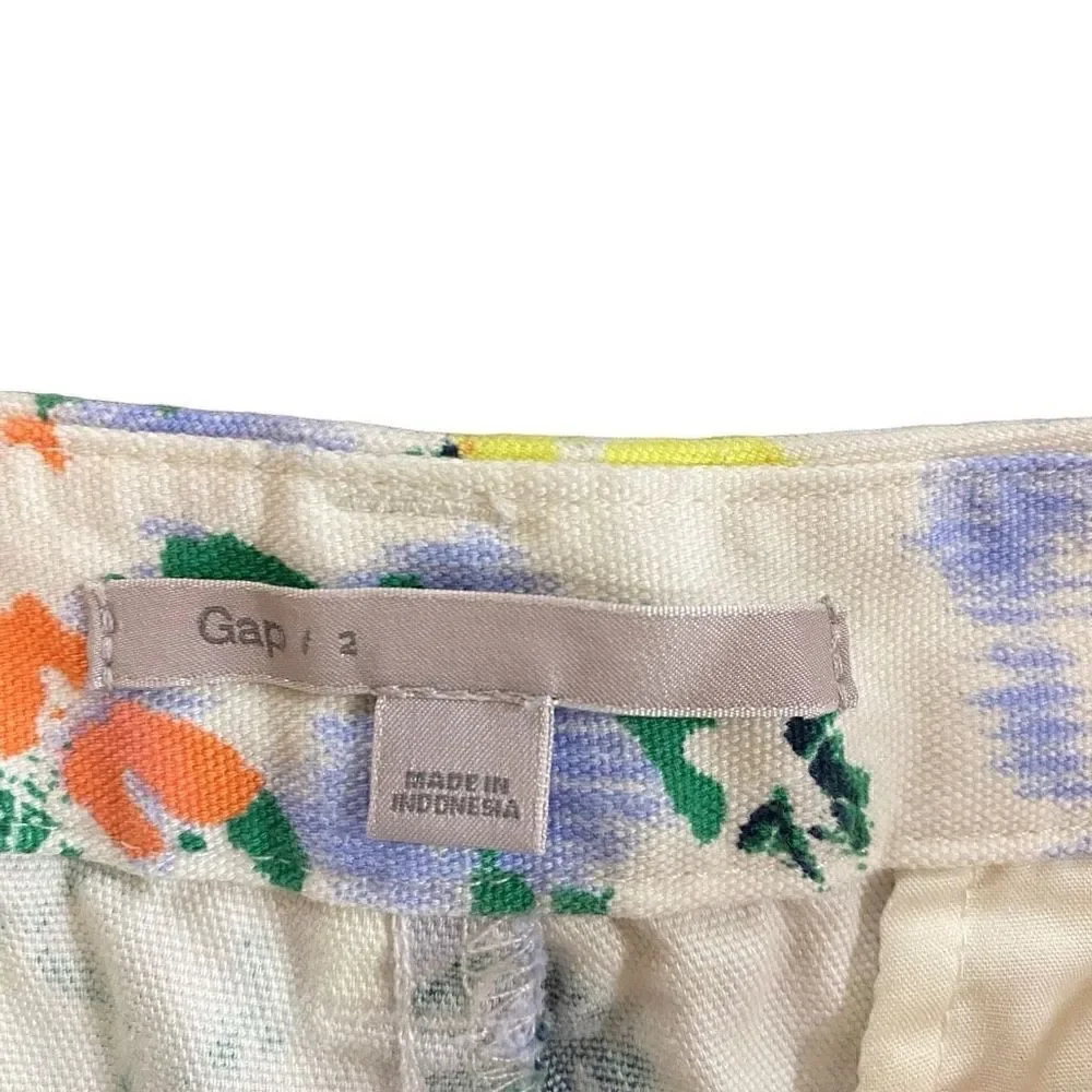 Gap size 2 floral shorts orange flowers
